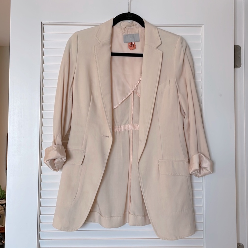 H&M pale pink blazer